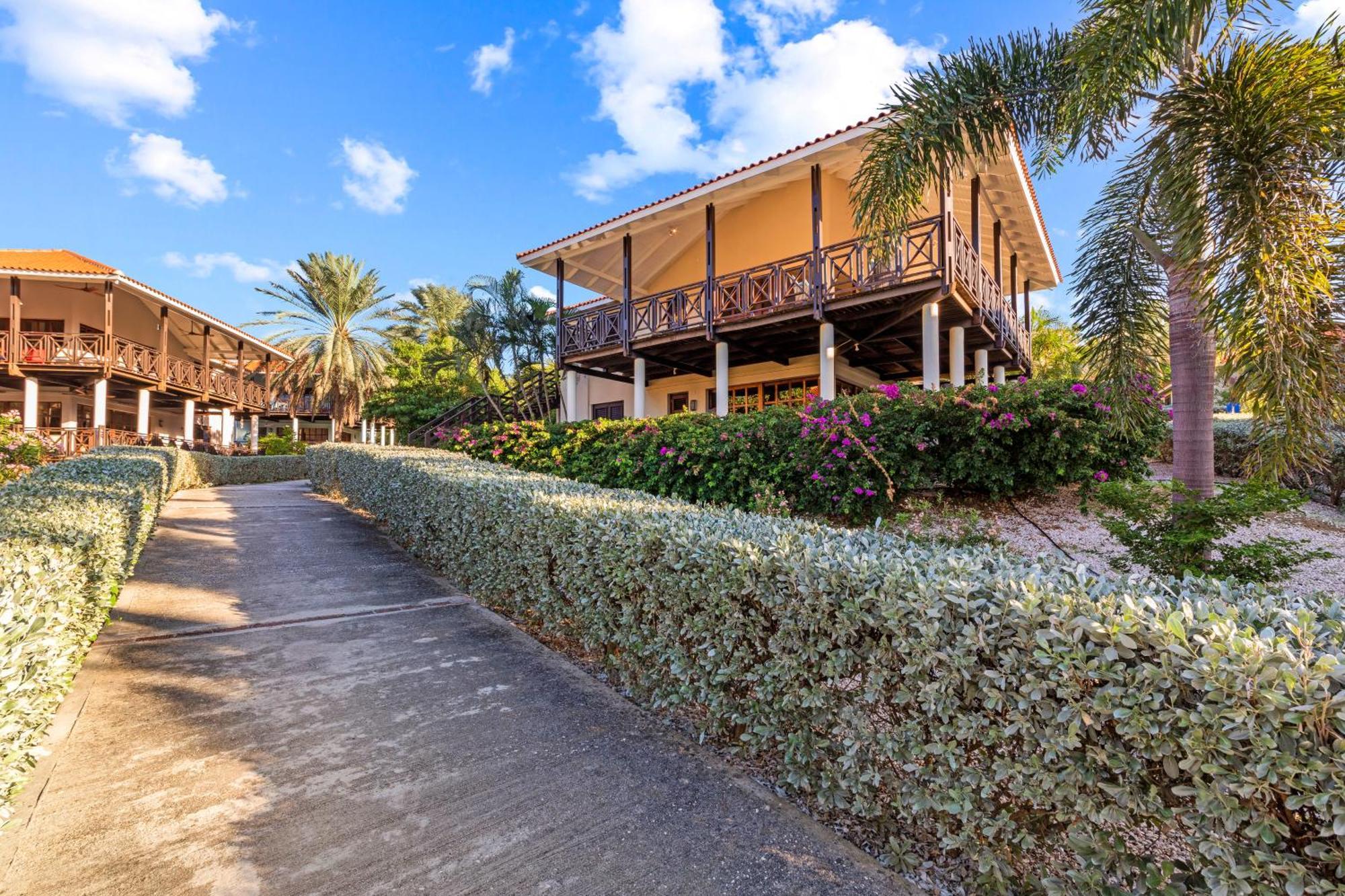 Blue Bay Villa'S Exterior photo